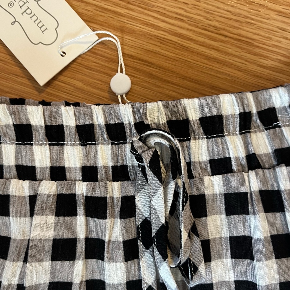 MudPie woman’s‎ flounce checkered skirt - Picture 6 of 6